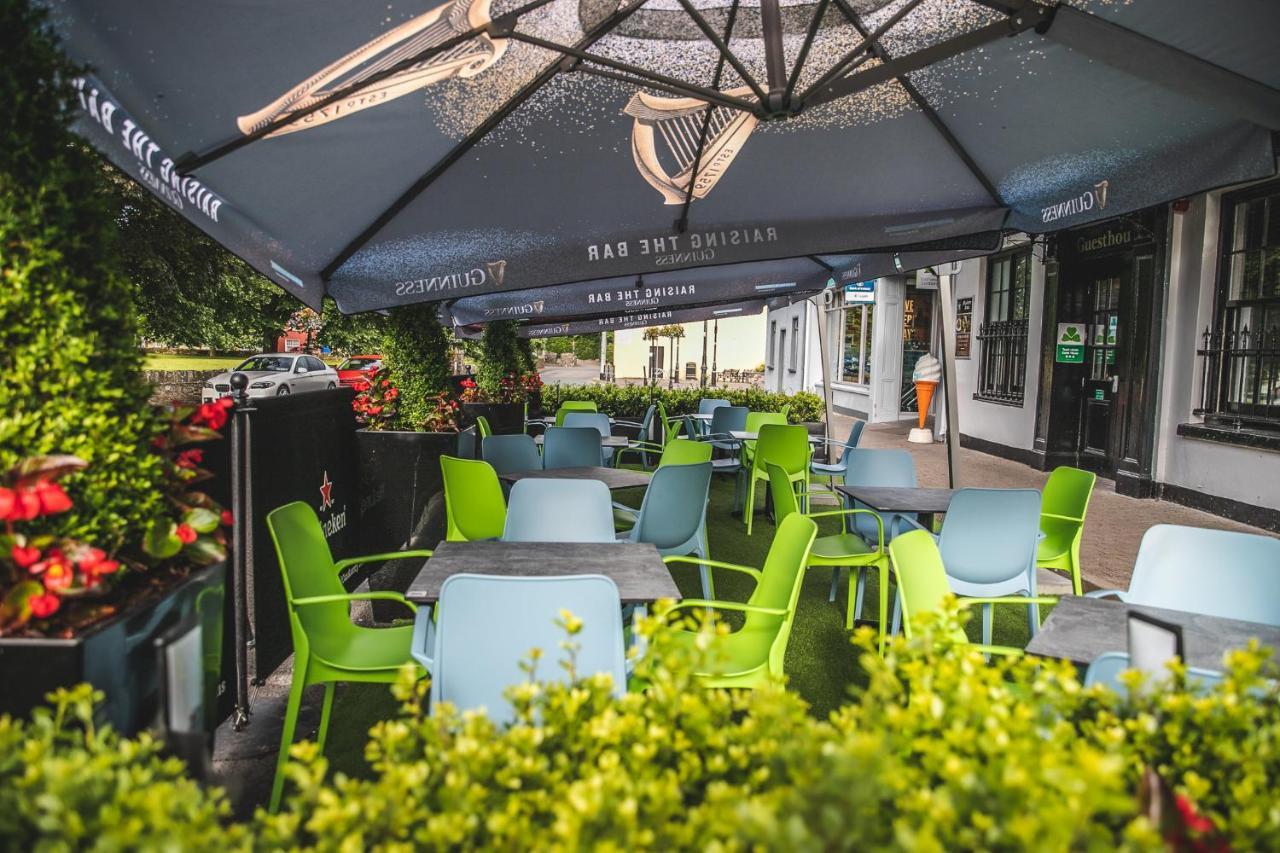 Muskerry Arms Bar And B&B Бларни Экстерьер фото
