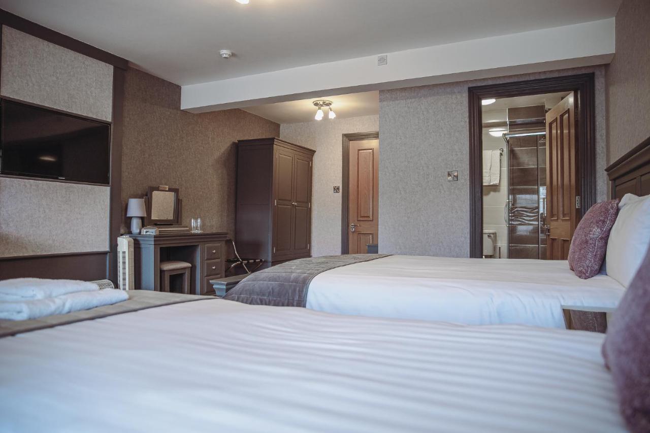 Muskerry Arms Bar And B&B Бларни Экстерьер фото
