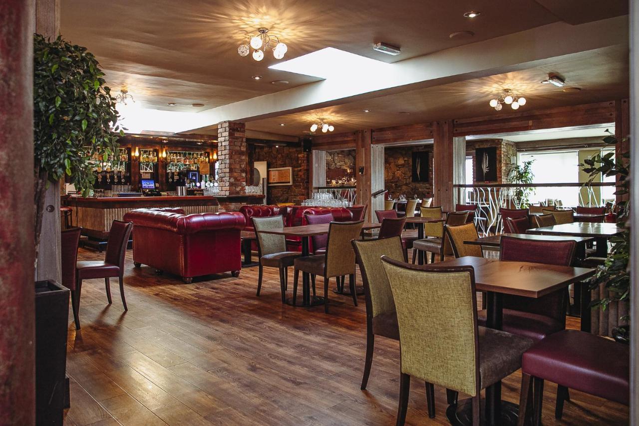 Muskerry Arms Bar And B&B Бларни Экстерьер фото
