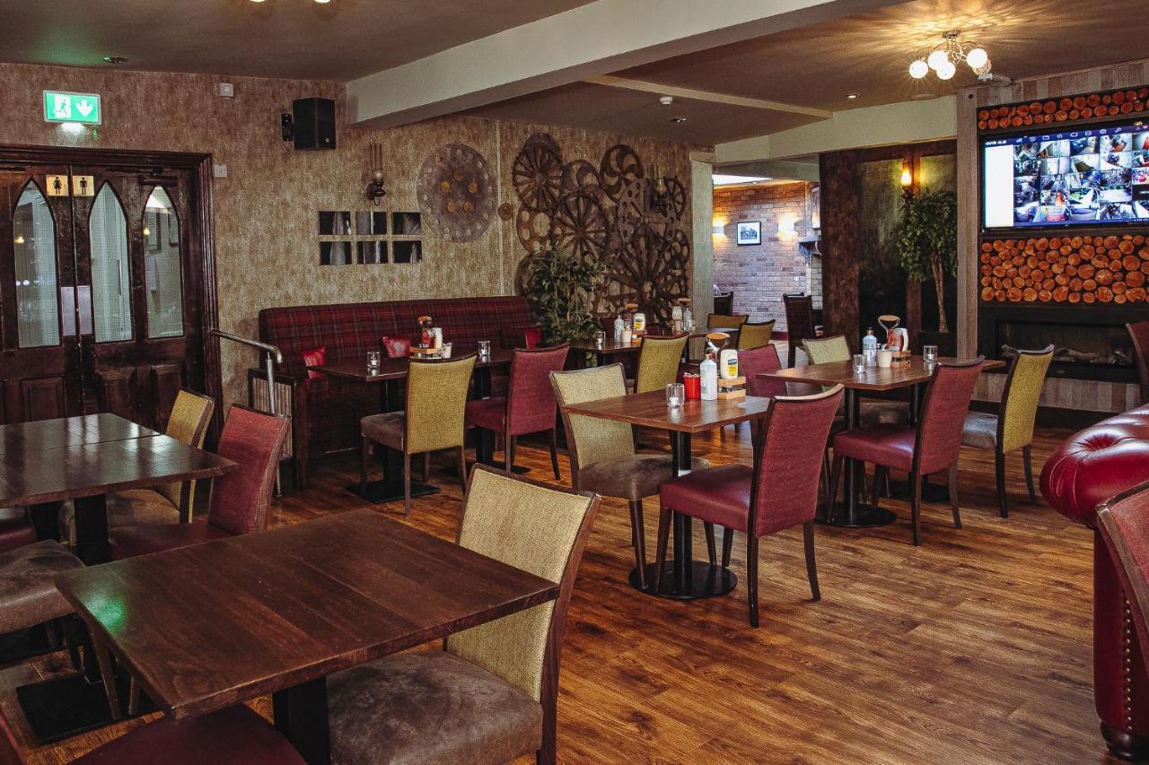 Muskerry Arms Bar And B&B Бларни Экстерьер фото