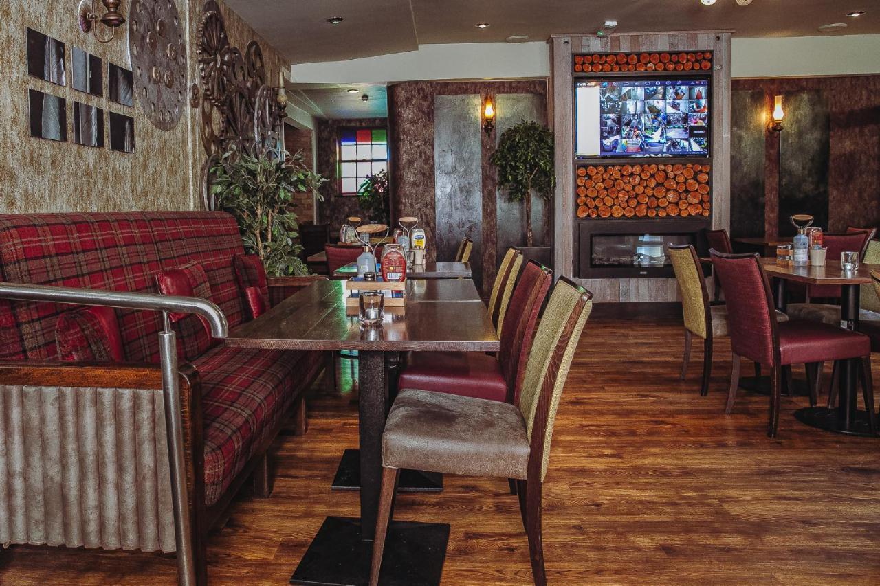 Muskerry Arms Bar And B&B Бларни Экстерьер фото