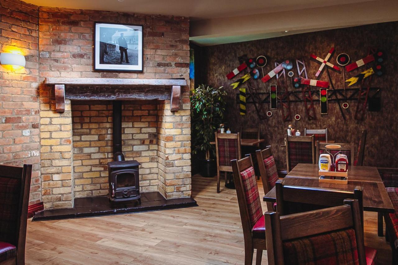 Muskerry Arms Bar And B&B Бларни Экстерьер фото