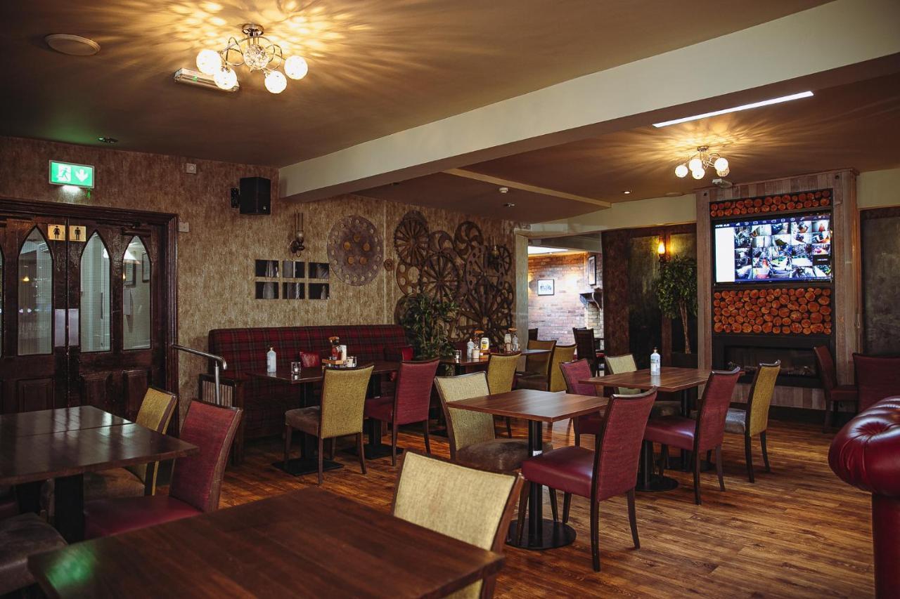 Muskerry Arms Bar And B&B Бларни Экстерьер фото