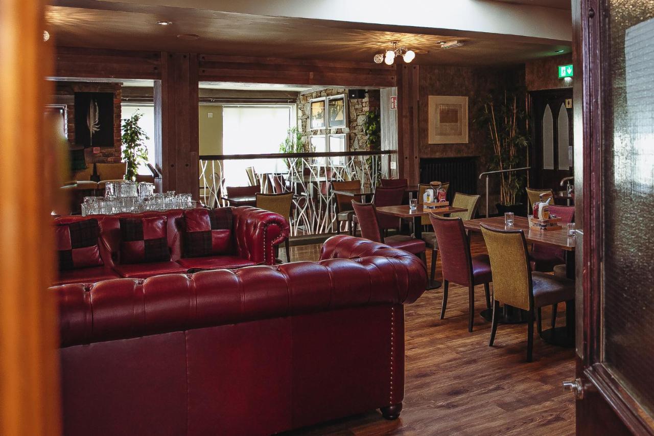 Muskerry Arms Bar And B&B Бларни Экстерьер фото